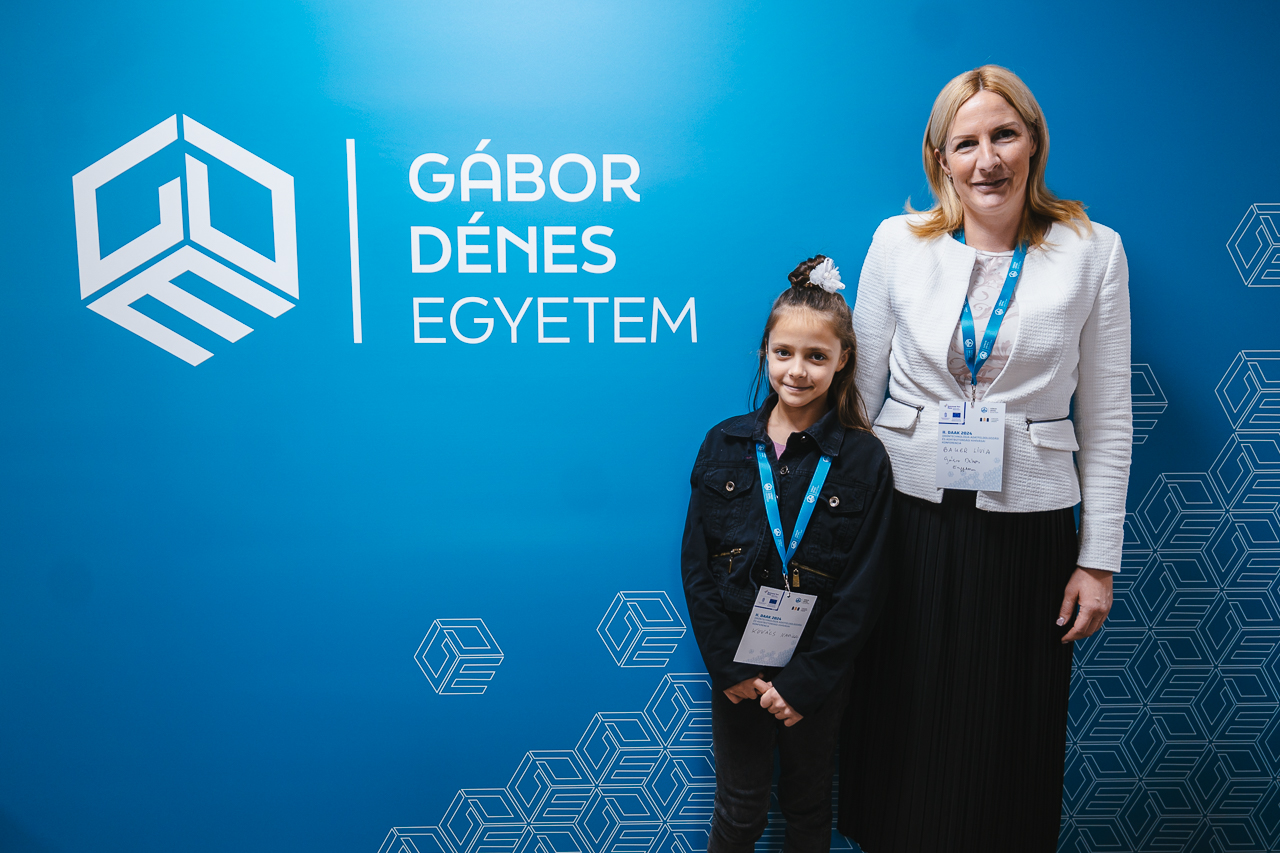 Conference visual 11